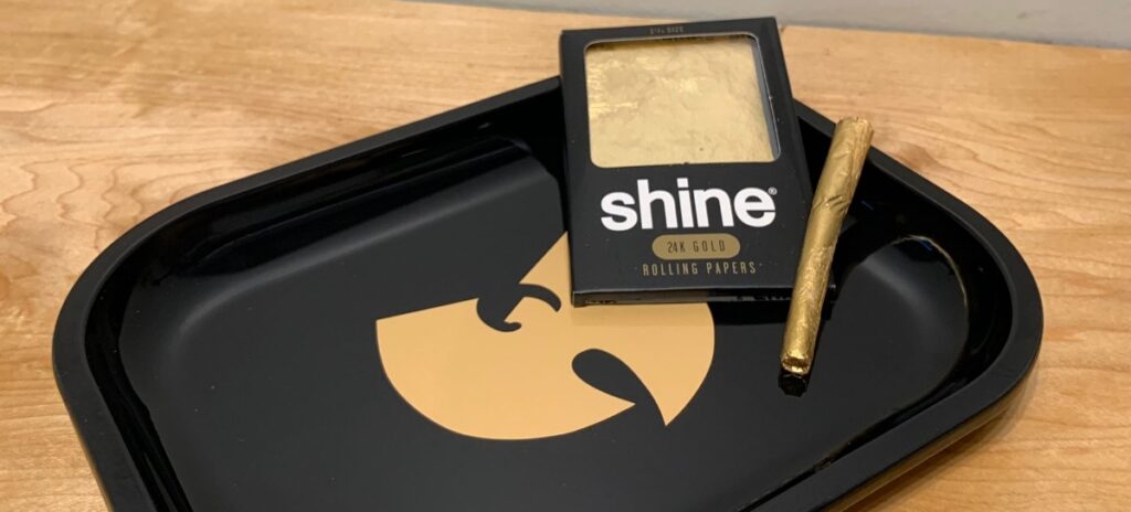 Shine rolling papers and pre-roll rolling tray